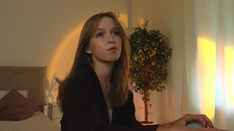 Snapshot of adencianey chatting on 25, 7, 2026 Selestia online show from 25, 7, 2026