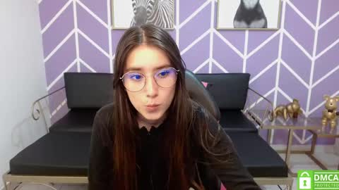 Snapshot of adhara_kitten chatting on 20, 9, 2025 Adhara online show from 20, 9, 2025
