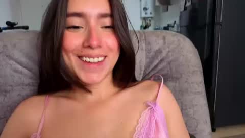 Snapshot of adhara_kitten chatting on 17, 6, 2026 Adhara online show from 17, 6, 2026