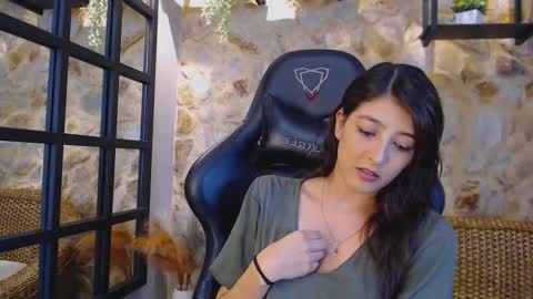 Adhara Hamilton  online show from 10, 9, 2025