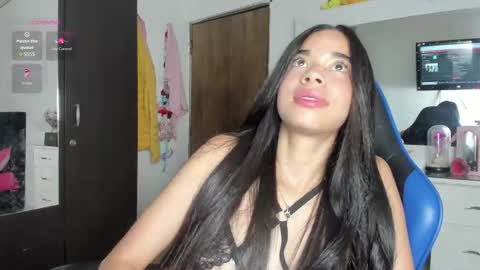 Snapshot of adharamiller1 chatting on 26, 9, 2025 Adhara Miller online show from 26, 9, 2025