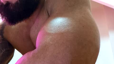 Adonis online show from 3, 11, 2025