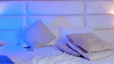 Adonis  online show from 5, 3, 2025