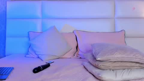 Adonis  online show from 9, 3, 2025