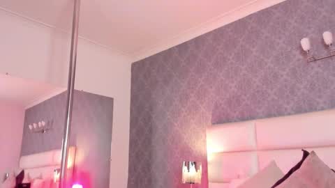 Adonis  online show from 17, 10, 2025