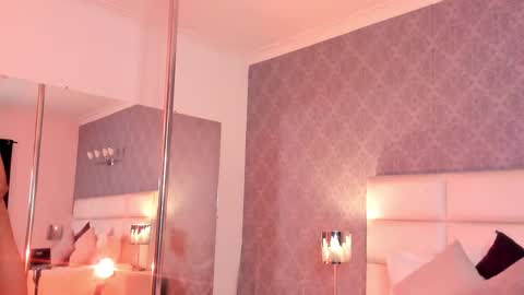 Adonis  online show from 24, 10, 2025