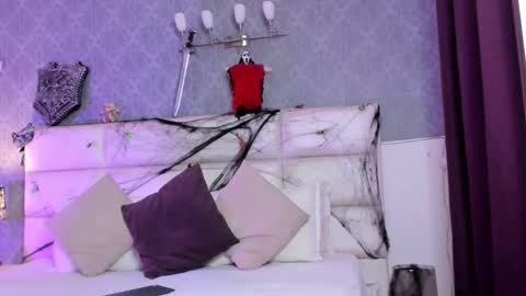 Adonis  online show from 30, 10, 2025