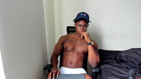 Adonis Knight  online show from 5, 2, 2025