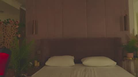 adoracortes online show from 17, 4, 2026