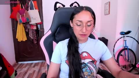 Snapshot of adrena_10 chatting on 9, 5, 2026 Adrena10 online show from 9, 5, 2026