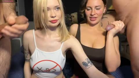 Dorothy Mayfield online show from 16, 4, 2026