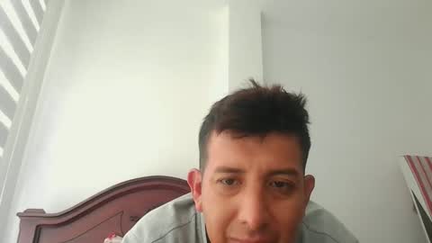 Snapshot of adrian1991oscar chatting on 17, 5, 2026 ADRIAN OSCAR online show from 17, 5, 2026