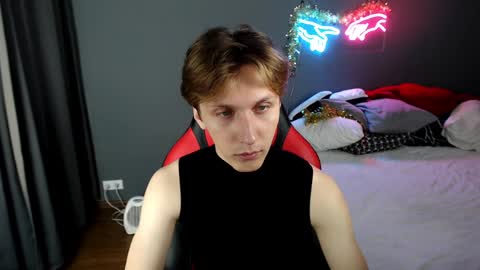 Snapshot of adrian_di chatting on 14, 12, 2024 Adrian online show from 14, 12, 2024