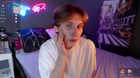 Snapshot of adrian_di chatting on 9, 1, 2025 Adrian online show from 9, 1, 2025