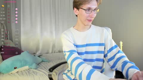 Snapshot of adrian_di chatting on 6, 2, 2025 Adrian online show from 6, 2, 2025