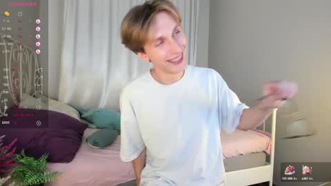 Snapshot of adrian_di chatting on 21, 2, 2025 Adrian online show from 21, 2, 2025