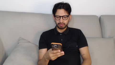 Adrian Falcon online show from 12, 6, 2026