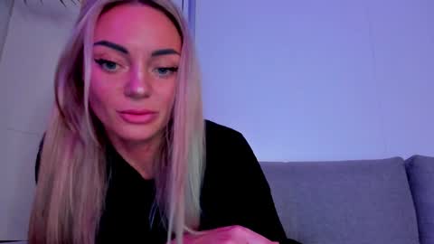 Snapshot of adriana_coy_ chatting on 26, 1, 2025 Adriana online show from 26, 1, 2025
