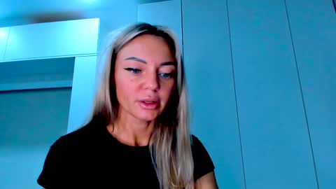 Snapshot of adriana_coy_ chatting on 31, 1, 2025 Adriana online show from 31, 1, 2025