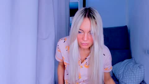 Snapshot of adriana_coy_ chatting on 26, 2, 2025 Adriana online show from 26, 2, 2025