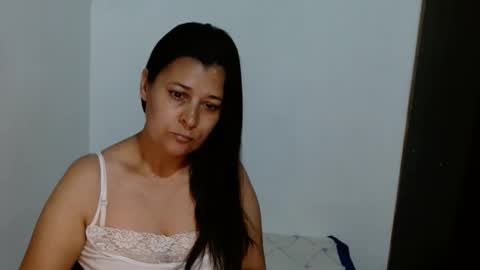 Snapshot of adriana_milf chatting on 3, 3, 2026 Adriana milf online show from 3, 3, 2026
