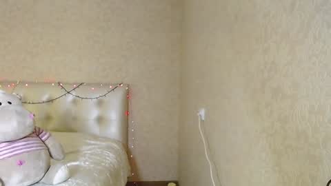 Snapshot of adrianakuiper chatting on 19, 1, 2025 Adriana online show from 19, 1, 2025