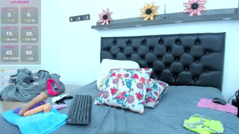 adriana online show from 27, 1, 2025