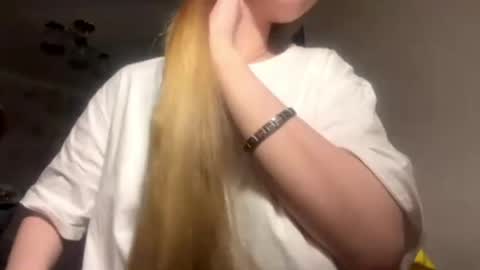Snapshot of adriannemuldowney chatting on 8, 5, 2026 Caroline online show from 8, 5, 2026