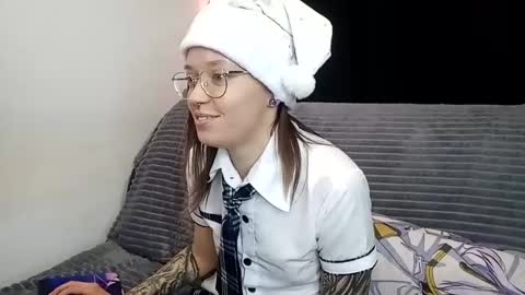 Snapshot of aelita_night chatting on 24, 12, 2024 aelita_night online show from 24, 12, 2024