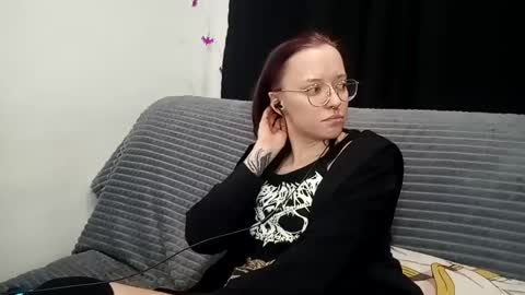 Snapshot of aelita_night chatting on 5, 3, 2025 aelita_night online show from 5, 3, 2025