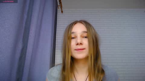 Snapshot of afeliya_shy chatting on 6, 2, 2025 afeliya_shy online show from 6, 2, 2025