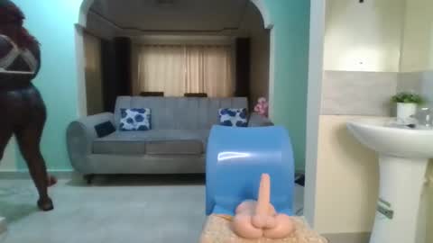Snapshot of africacoco chatting on 5, 3, 2025 africacoco online show from 5, 3, 2025
