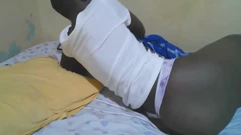 Snapshot of african_pussy2 chatting on 15, 11, 2025 african_pussy2 online show from 15, 11, 2025