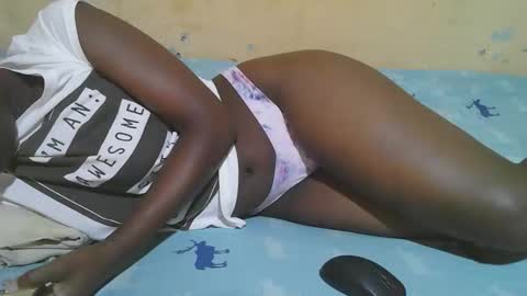 Snapshot of african_pussy2 chatting on 22, 11, 2025 african_pussy2 online show from 22, 11, 2025