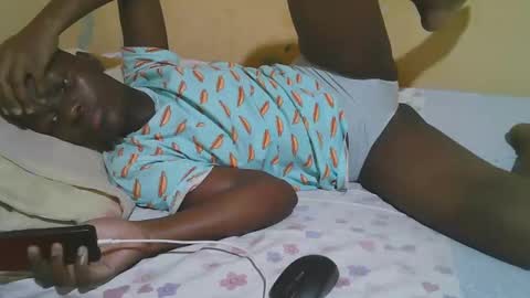Snapshot of african_pussy2 chatting on 15, 12, 2025 african_pussy2 online show from 15, 12, 2025