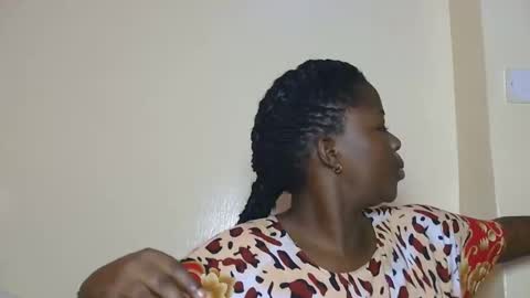 african_sluttygal online show from 4, 12, 2025