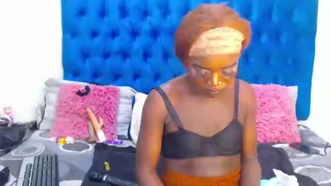 Snapshot of africanbrownskingoddes chatting on 7, 2, 2025 africanbrownskingoddes online show from 7, 2, 2025