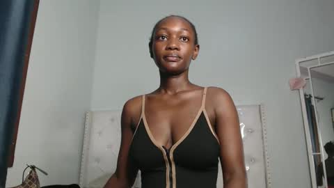 Snapshot of africanpetitequeen chatting on 2, 10, 2025 CIARA online show from 2, 10, 2025