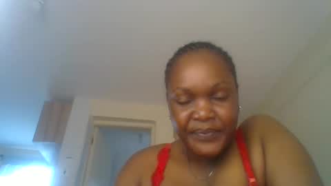 Queens gurl online show from 26, 5, 2026