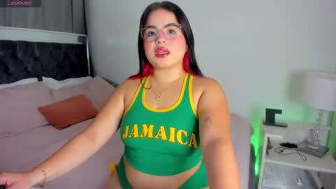 Snapshot of afrodita_grek chatting on 29, 10, 2025 Vanessa online show from 29, 10, 2025