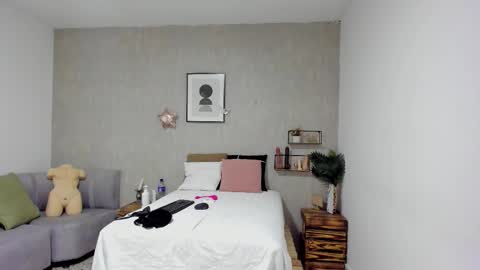 Afrodita online show from 3, 12, 2025