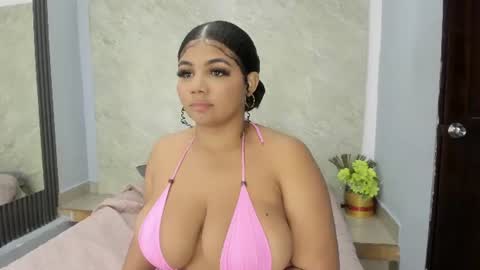 Snapshot of afrodita_roos_ chatting on 14, 6, 2026 Afrodita Ross online show from 14, 6, 2026
