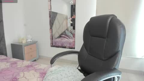 Snapshot of afroditavega chatting on 27, 5, 2026 online show from 27, 5, 2026