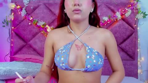 Snapshot of afroditemiller chatting on 5, 3, 2025 Afrodiremiller online show from 5, 3, 2025