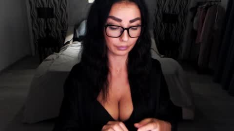 Afro online show from 6, 11, 2025