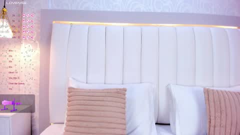 A F R O D I T A  online show from 24, 12, 2024