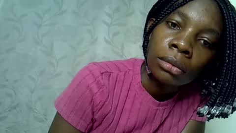 pink  and josphen online show from 28, 1, 2025