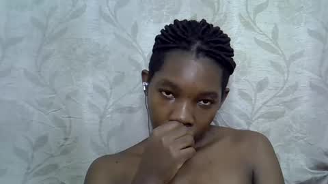 pink  and josphen online show from 24, 2, 2025