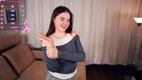 Lana  1800 - 0330 UTC   Mia 0700- 1630 UTC online show from 9, 2, 2025