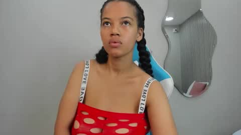 Snapshot of agata18_ chatting on 25, 10, 2025 A G A T A  online show from 25, 10, 2025